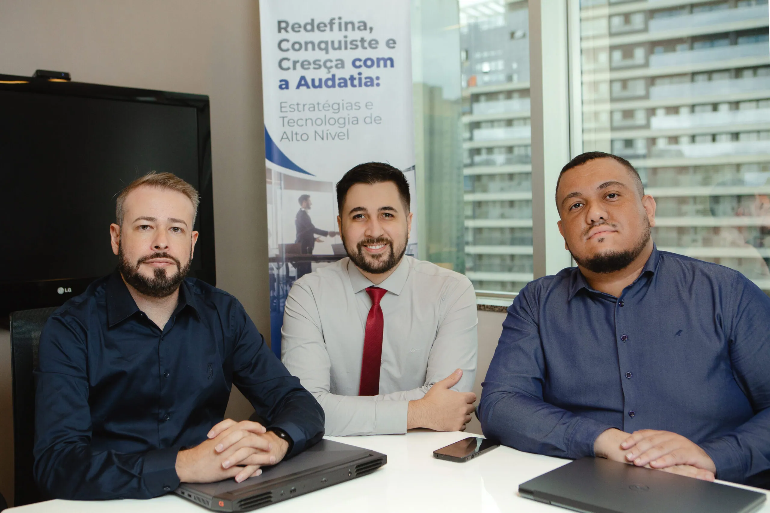 Turma de curso de monday CRM conduzida pela Audatia